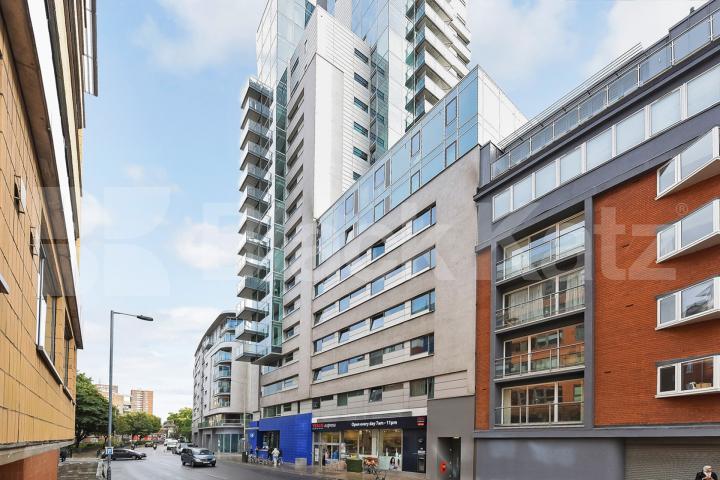 One of the most desirable address in London Bridge  Empire Square, 34 Long Lane , Borough